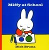 Voorleesboek Miffy (Nijntje) at school