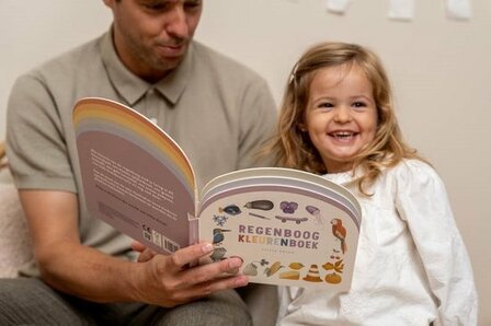 Little Dutch Kartonboek Regenboog kleurenboek