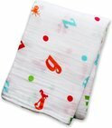 Lulujo Swaddle 120x120 cm Alphabet Soup print