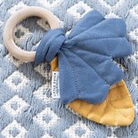 Little Dutch Pure & Nature Knisper speeltje blauw